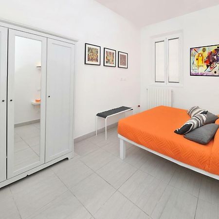 Apartment Close To Vatican Museums And To Metro Rome Bagian luar foto