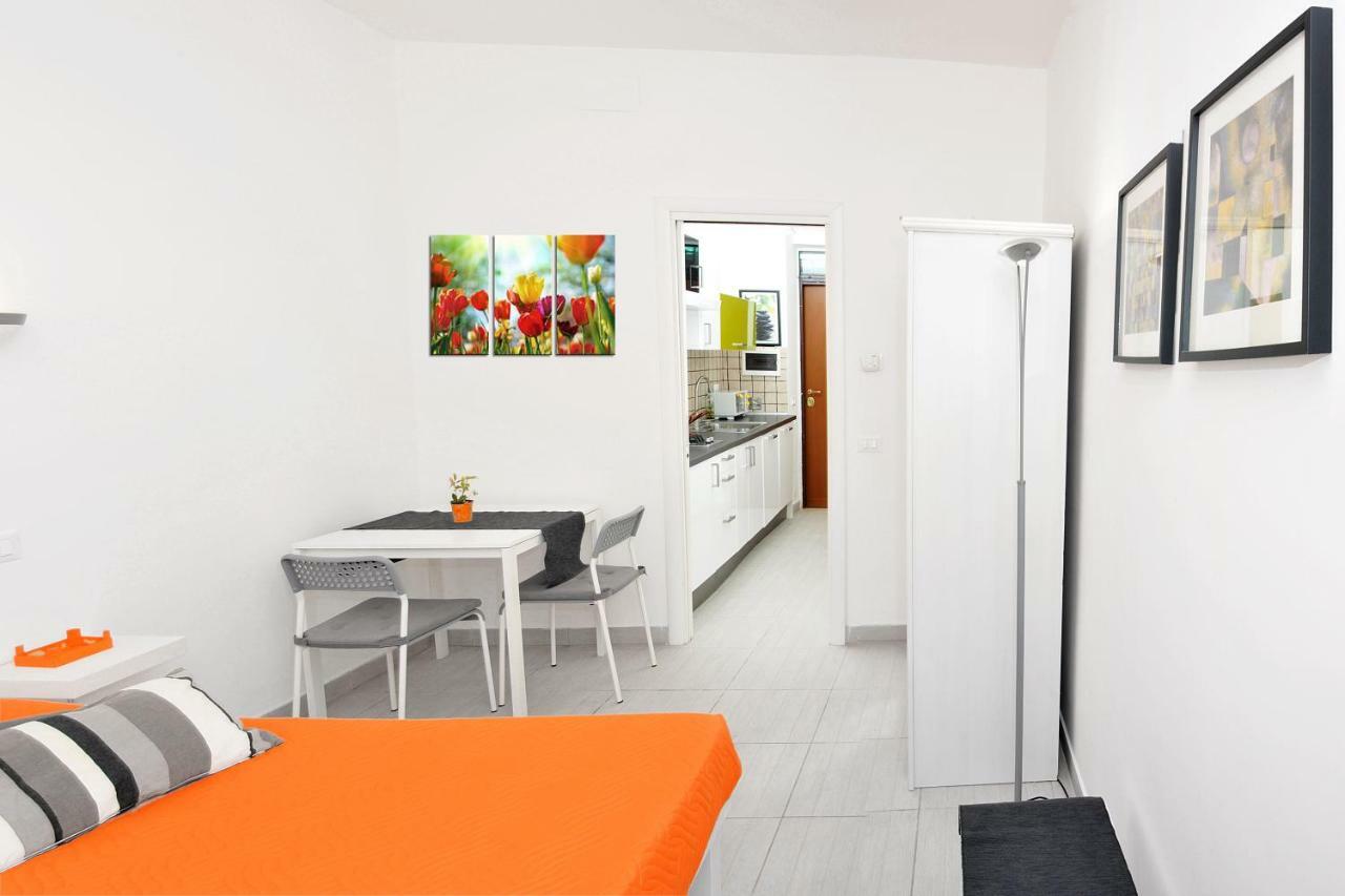 Apartment Close To Vatican Museums And To Metro Rome Bagian luar foto